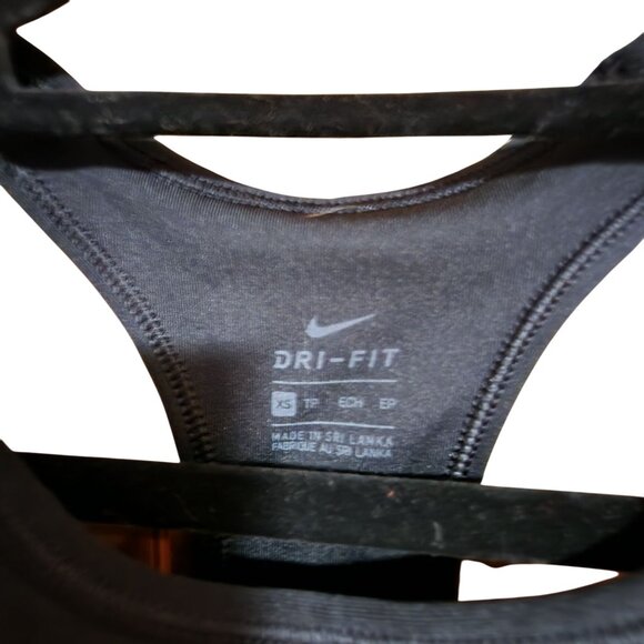 Nike Dri-Fit Black Racerback Sports Bra XS Lightweight Athletic Activewear - Picture 3 of 3